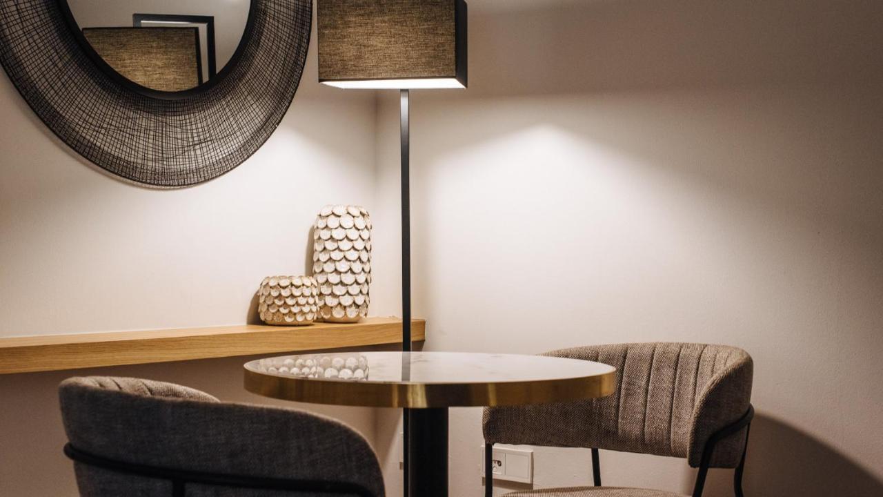 R26 Suites Sevilla Ngoại thất bức ảnh